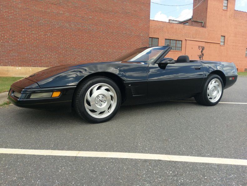  Chevrolet Corvette