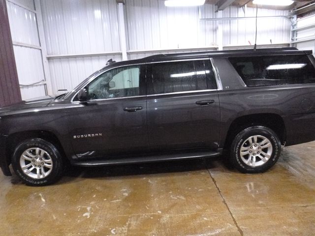  Chevrolet Suburban LT