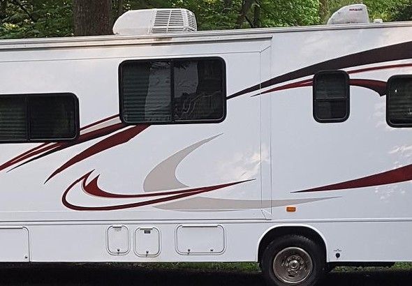  Jayco Redhawk