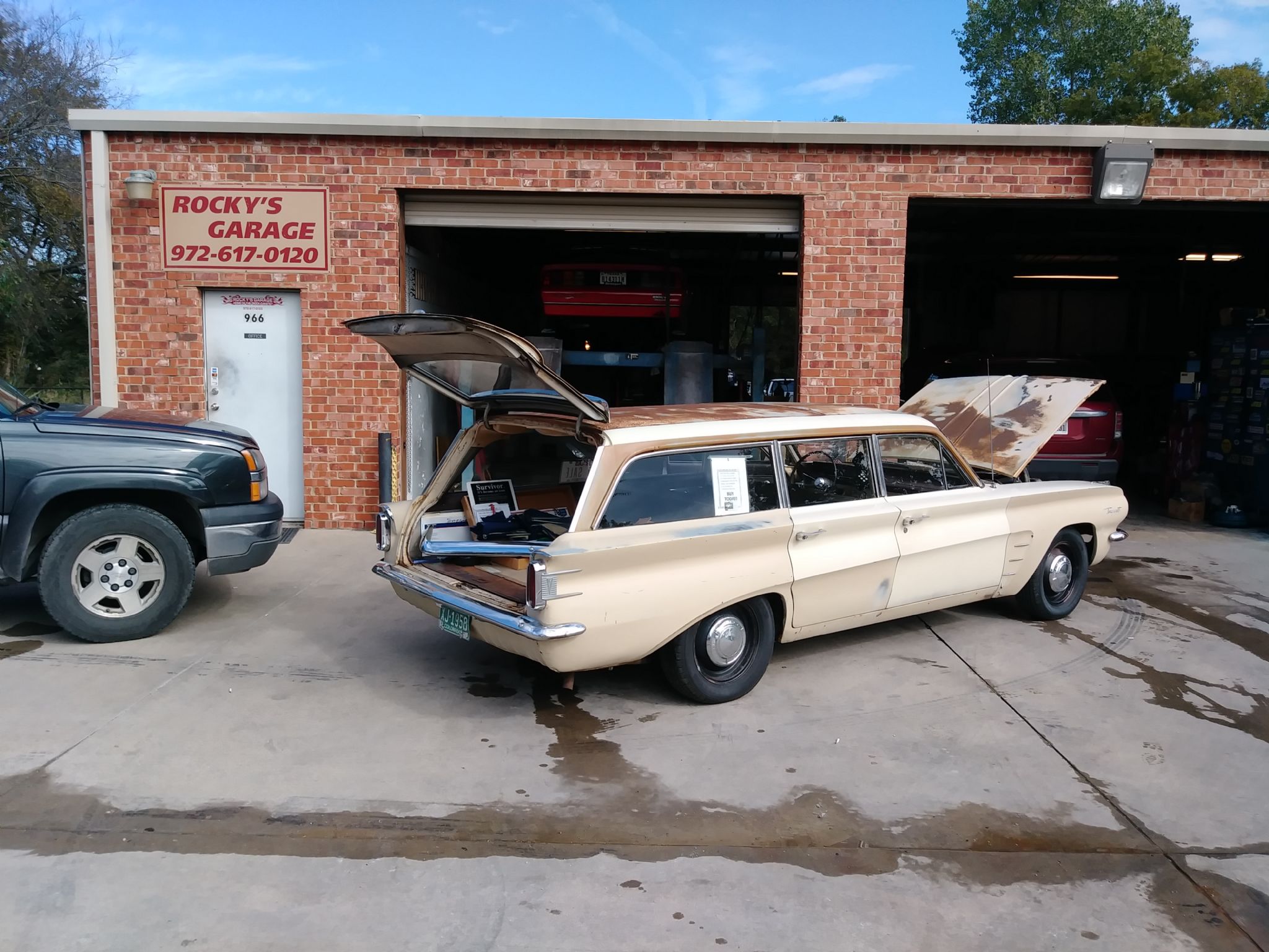  Pontiac Tempest Station Wagon