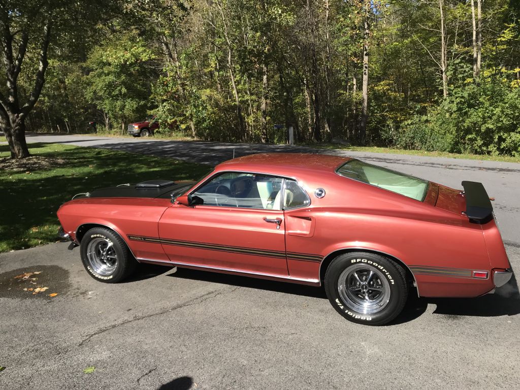  Ford Mustang Mach 1