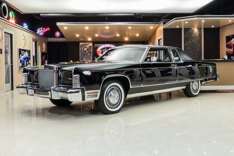  Lincoln Continental Town Coupe