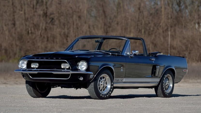  Ford Shelby GT350 Convertible