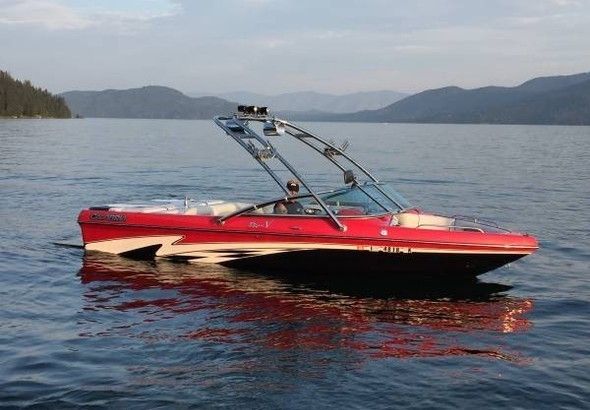  Calabria Genuine SKI Boats CAL Air Pro V