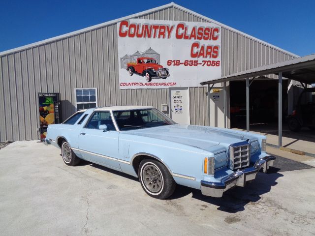  Ford Thunderbird