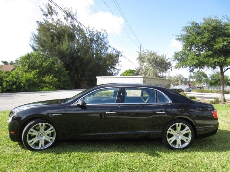  Bentley Flying Spur V8 Sedan