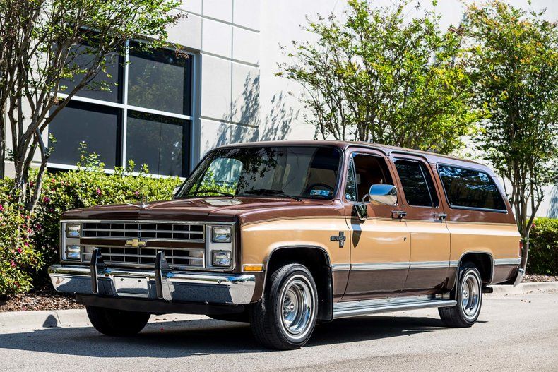  Chevrolet Suburban Silverado