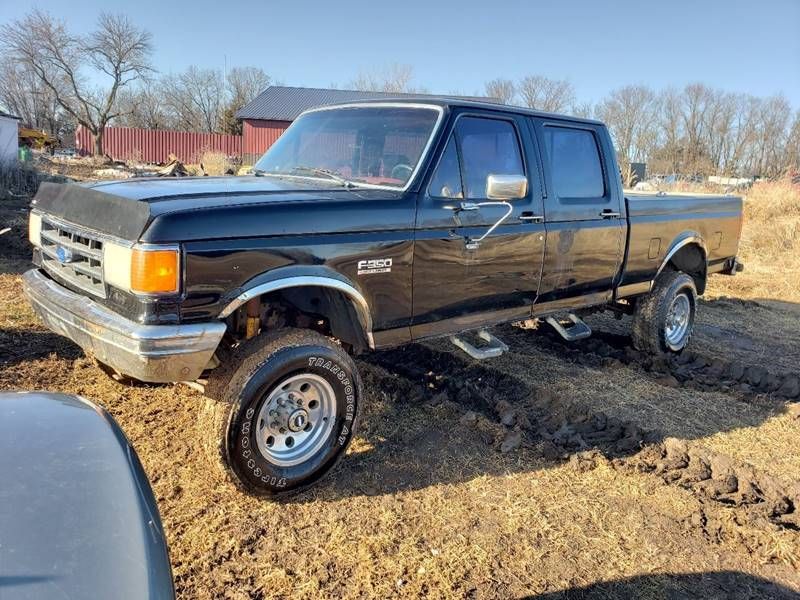  Ford F-350 XLT Lariat 4DR 4WD Crew Cab LB