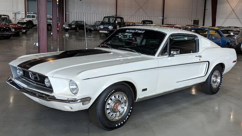  Ford Mustang GT Fastback