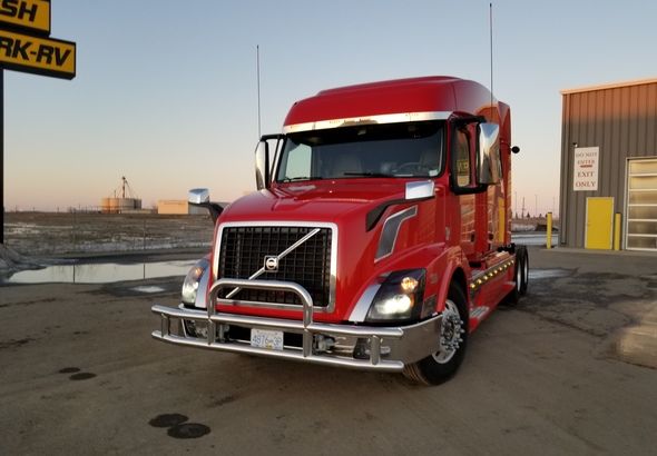  Volvo Vnl64t730