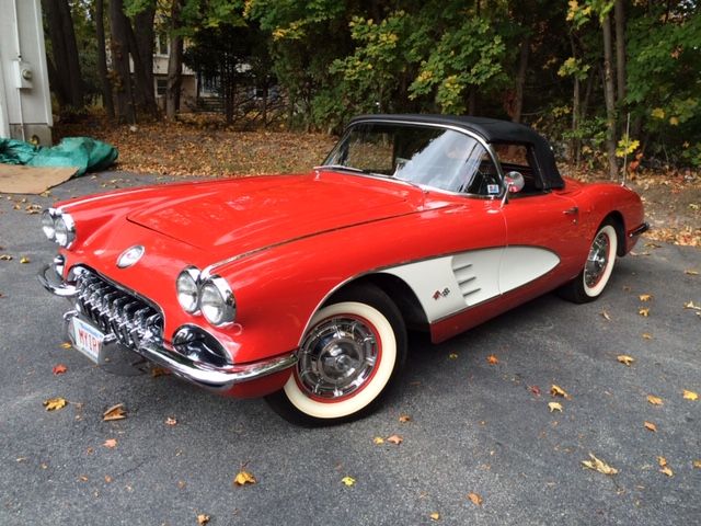  Chevrolet Corvette Roadster