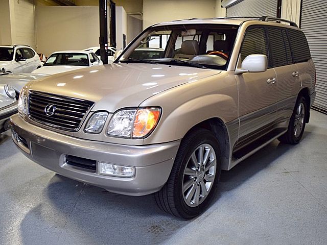  Lexus LX  DR. SUV