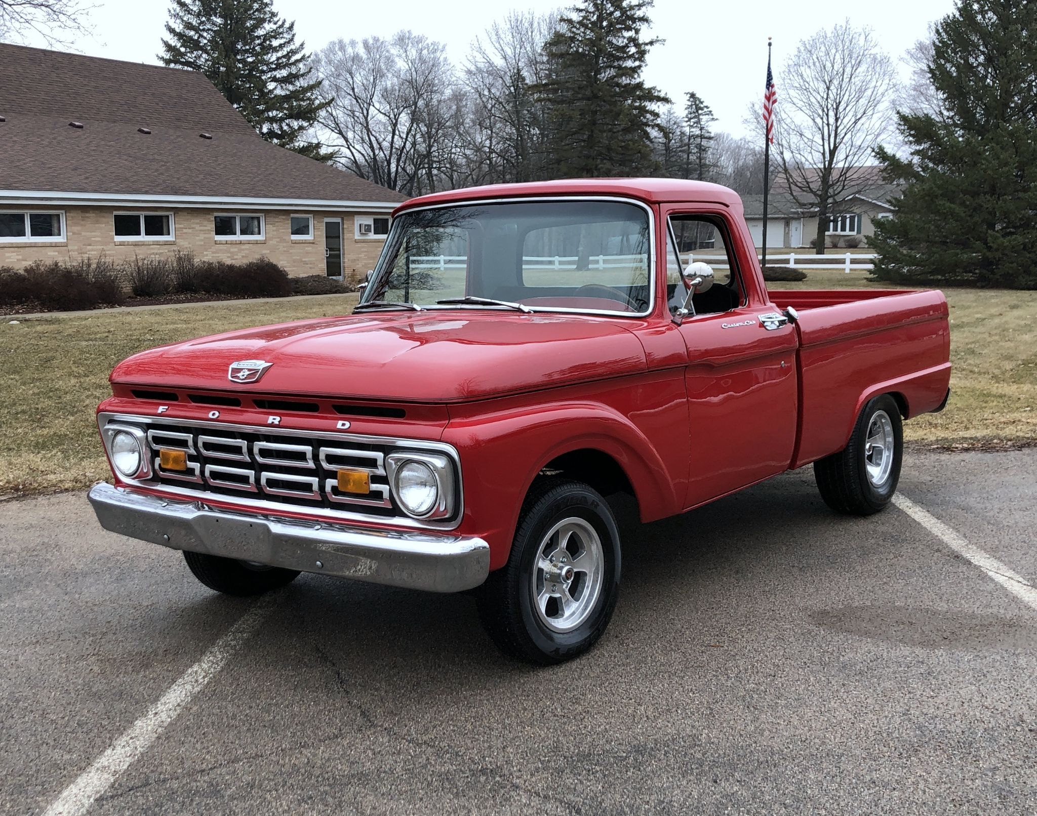  Ford F-100