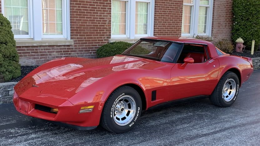  Chevrolet Corvette Coupe