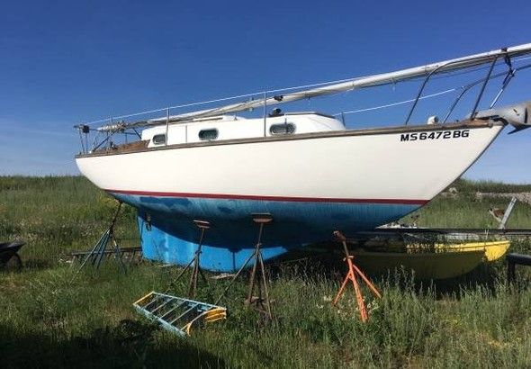  Cape Dory Yachts 27 SL