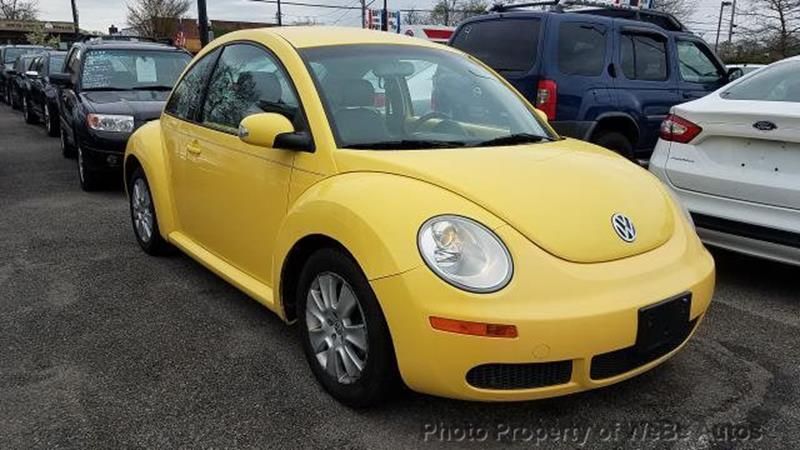  Volkswagen New Beetle Base 2DR Coupe 6A