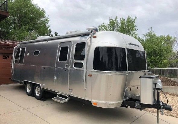  Airstream Flying Cloud