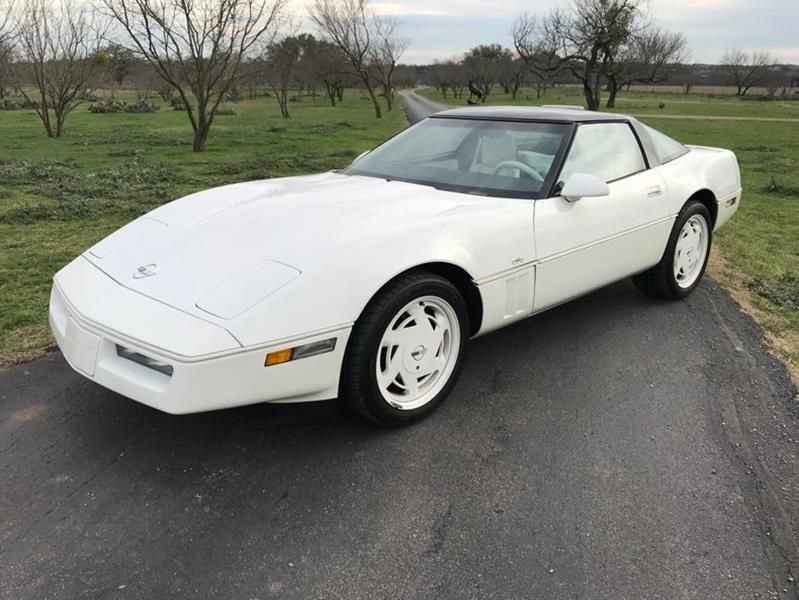  Chevrolet Corvette Base 2DR Hatchback