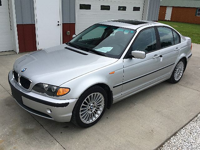  BMW 325XI AWD 4 DR. Sedan