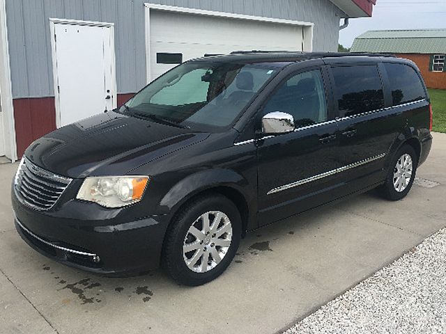  Chrysler Town And Country Touring-L Mini Van
