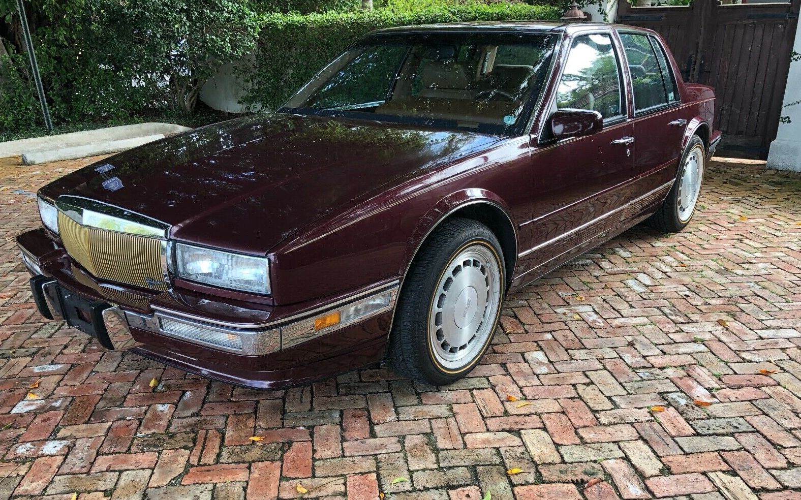  Cadillac Seville "Sts" Luxury Touring SEDAN- The Most