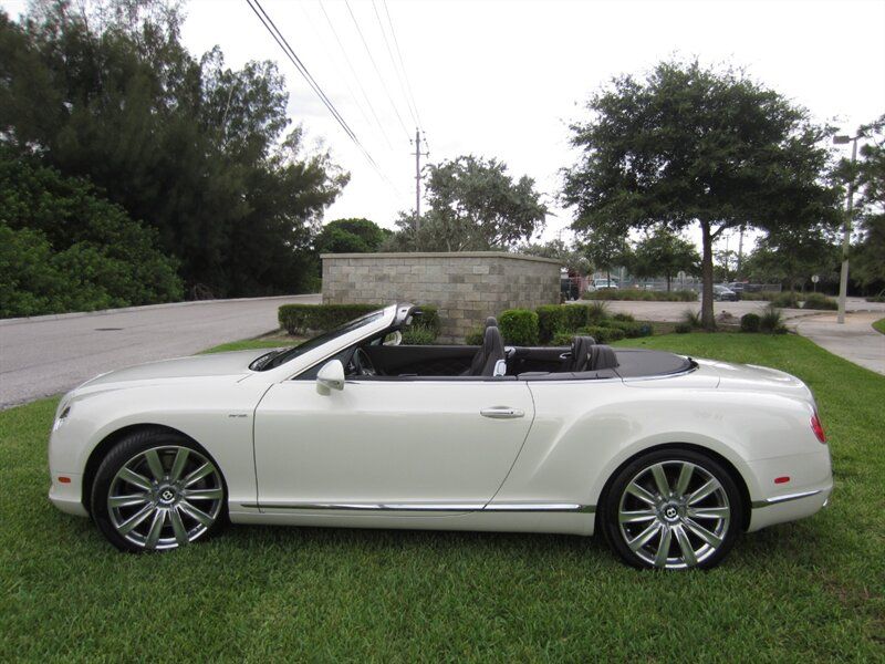  Bentley Continental GT Convertible