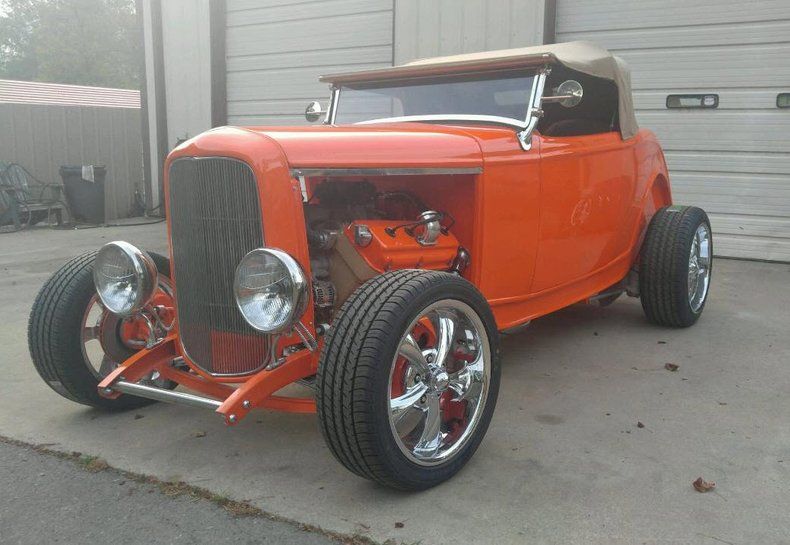  Ford Roadster Replica