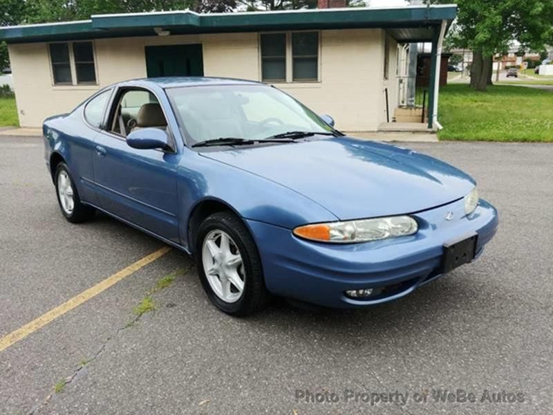  Oldsmobile Alero GL 2DR Coupe