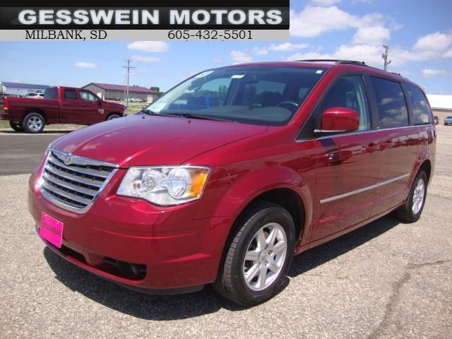  Chrysler Town & Country Touring Plus