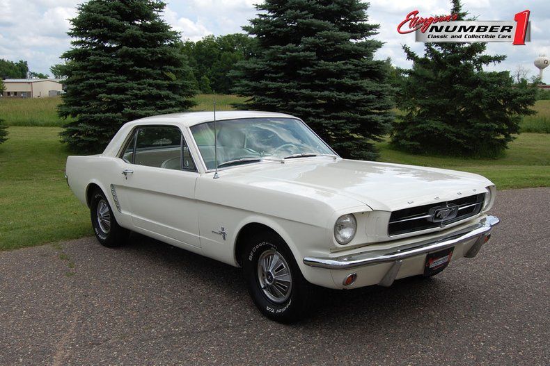  Ford Mustang Coupe