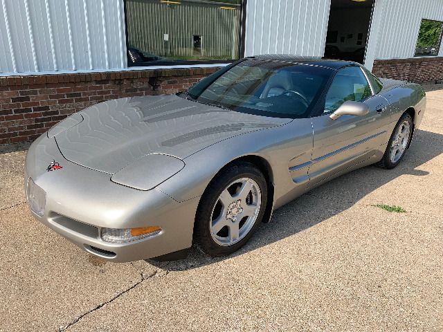  Chevrolet Corvette Coupe