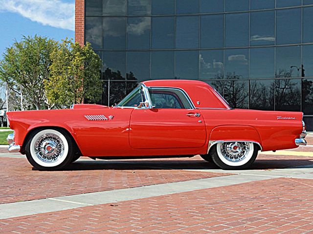  Ford Thunderbird Roadster