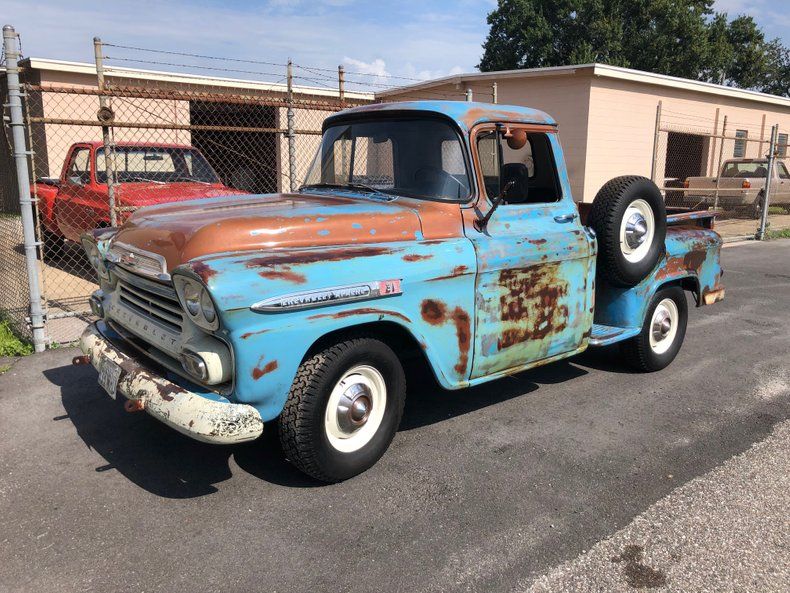  Chevrolet Apache