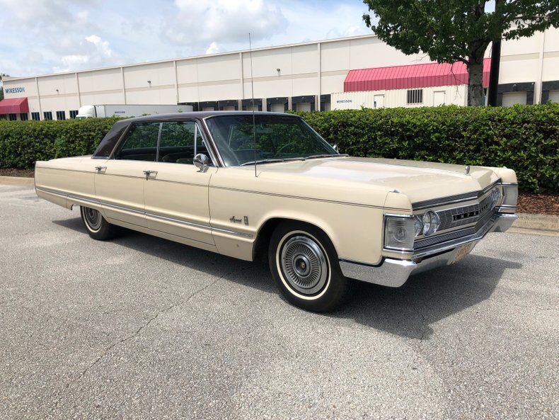  Chrysler Imperial Crown