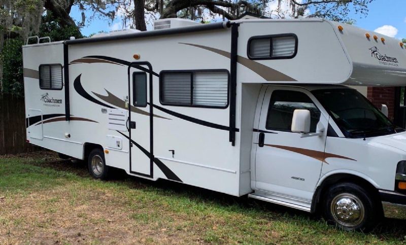  Coachmen Freelander Class C