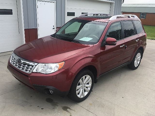  Subaru Forester 2.5X Touring 4 DR. AWD SUV