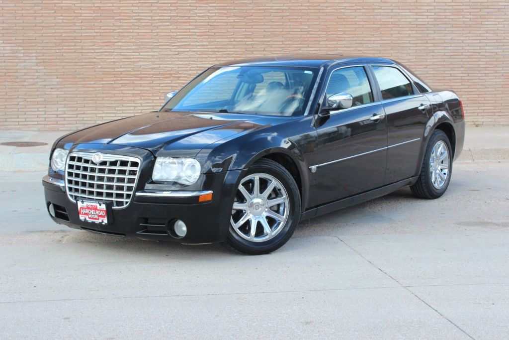  Chrysler 300-Series 300C