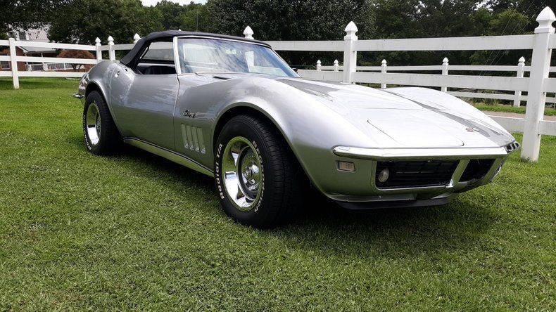  Chevrolet Corvette