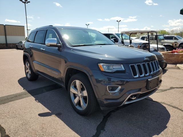  Jeep Grand Cherokee Overland