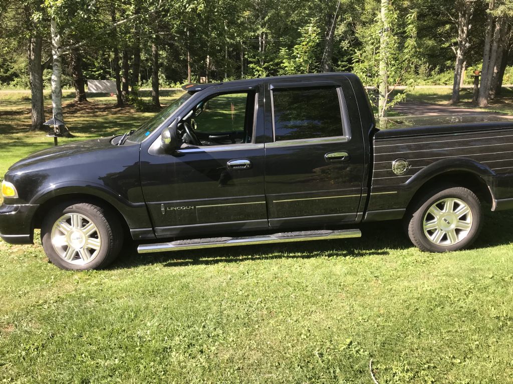  Lincoln Blackwood Truck