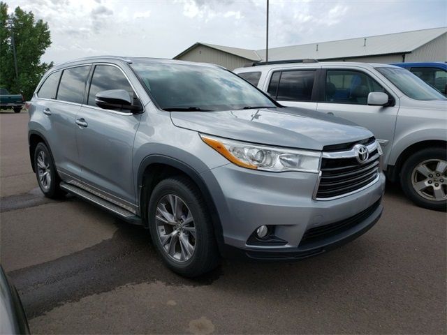  Toyota Highlander XLE V6