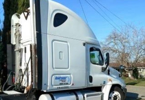  Freightliner Cascadia