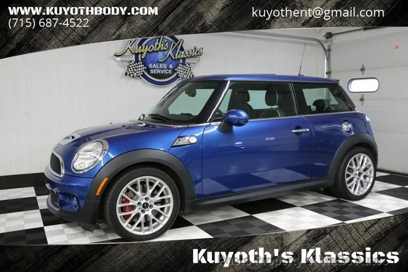  Mini Cooper John Cooper Works 2DR Hatchback