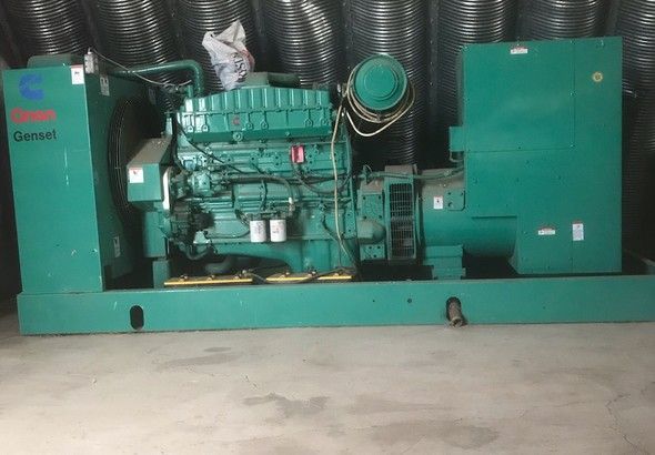  Onan 300kw- Cummins-Diesel-Generator
