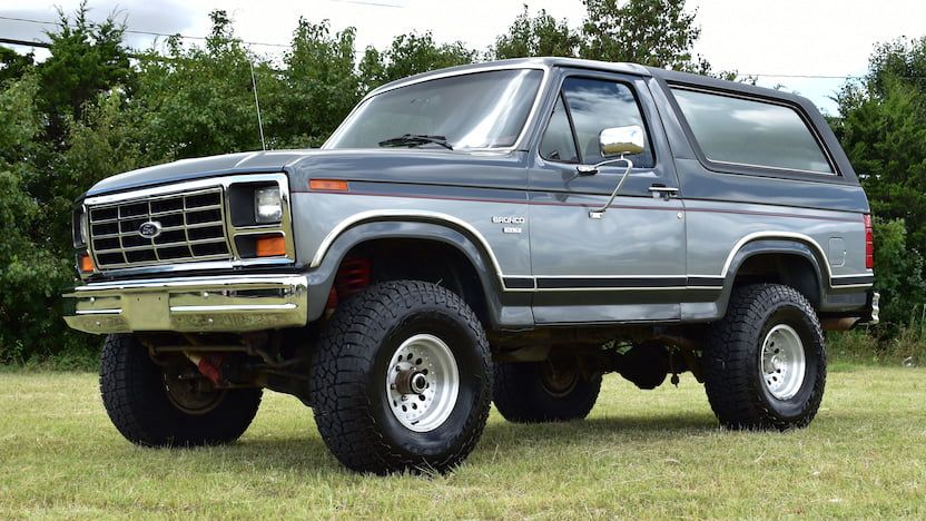  Ford Bronco XLT