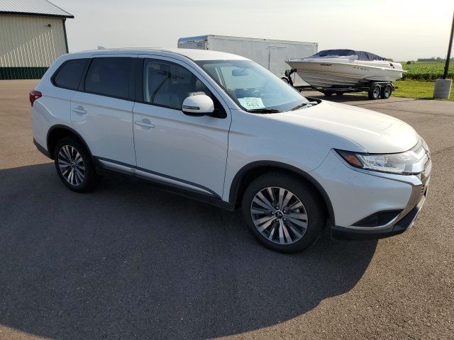  Mitsubishi Outlander SE