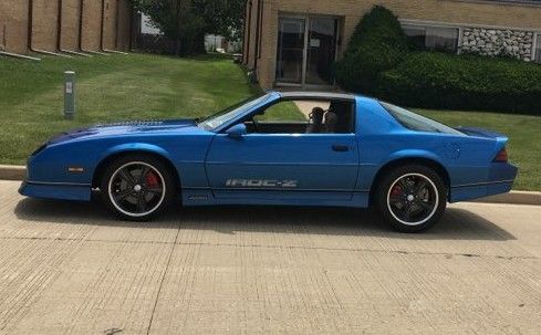  Chevrolet Camaro IROC-Z