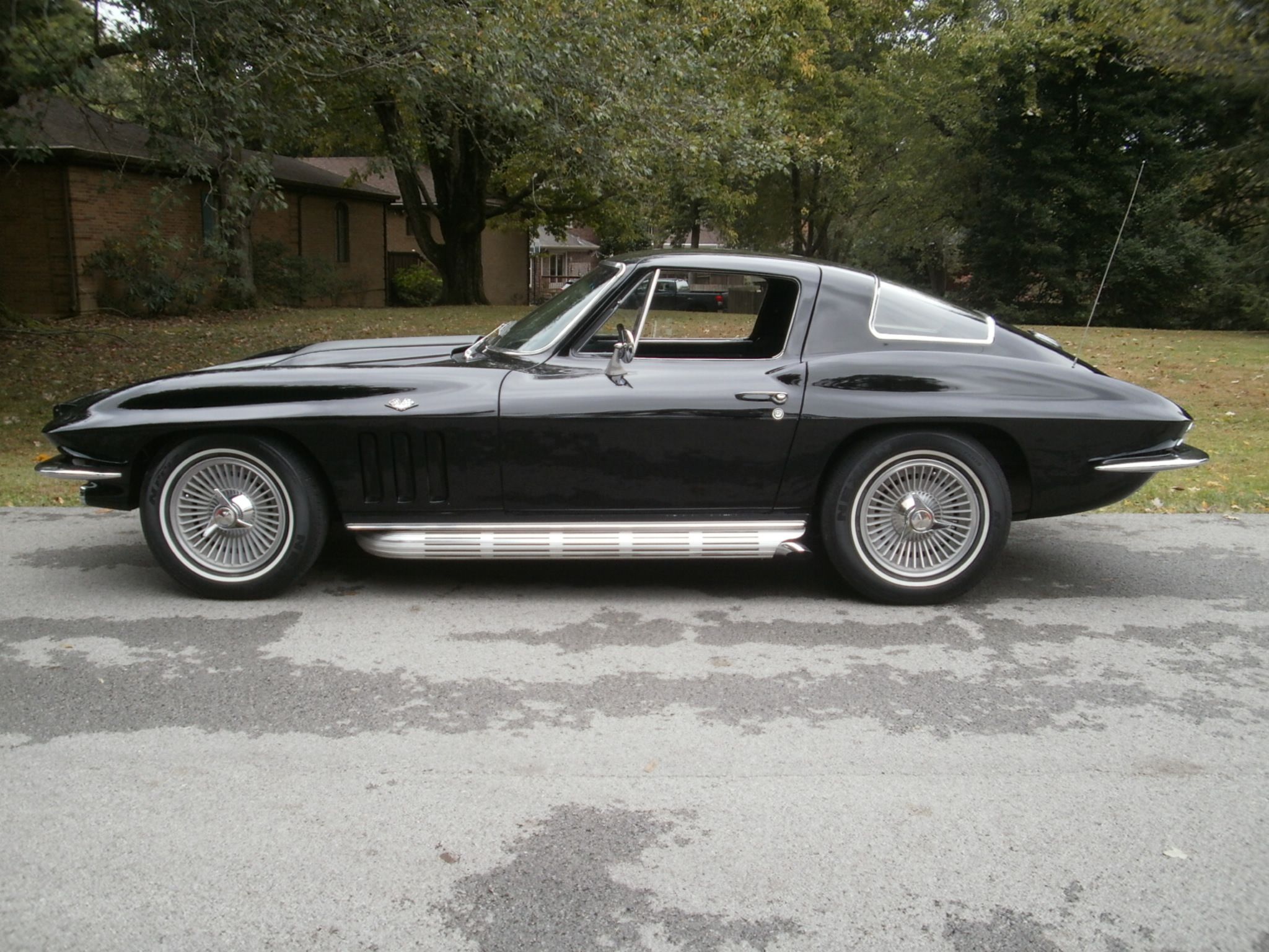  Chevrolet Corvette Coupe