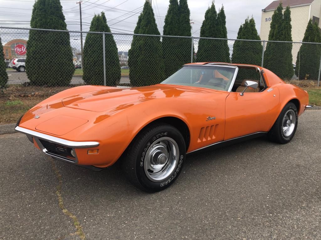  Chevrolet Corvette Coupe