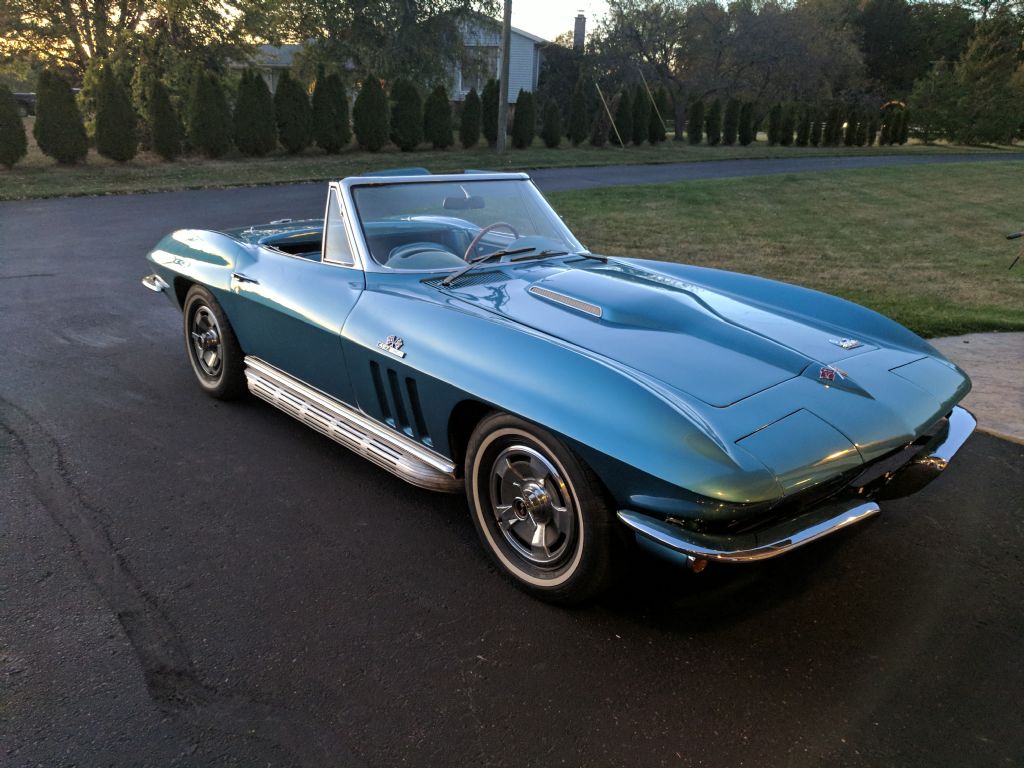  Chevrolet Corvette Convertible